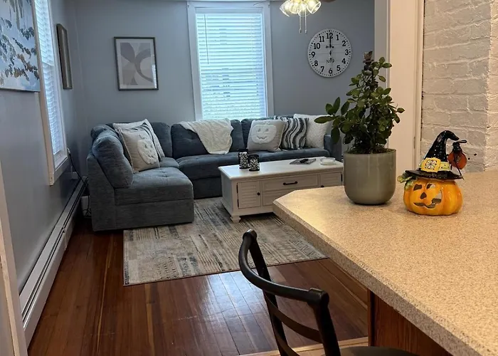 Bright 2Br By The Beach & Near Historic Salem