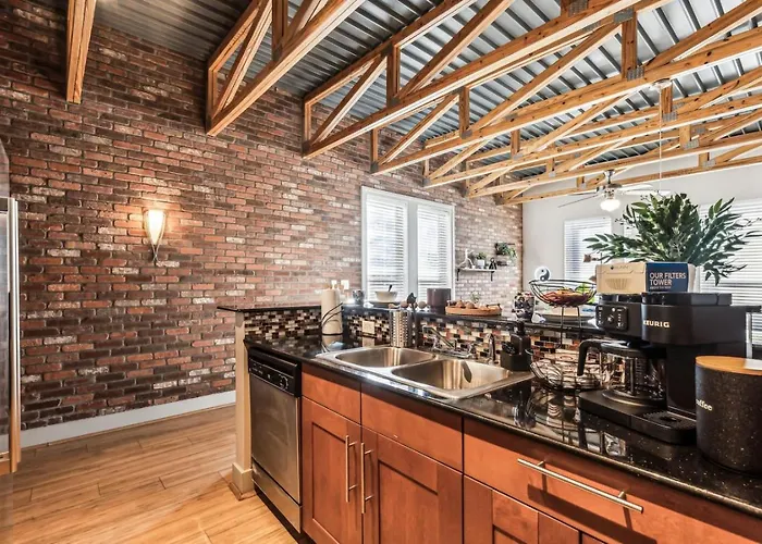 The Zircon 2Bd Unique Style In The Heart Of Fortworth