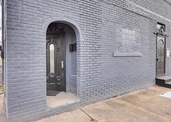 Canton Condo Near Football Hall Of Fame & Dtwn!
