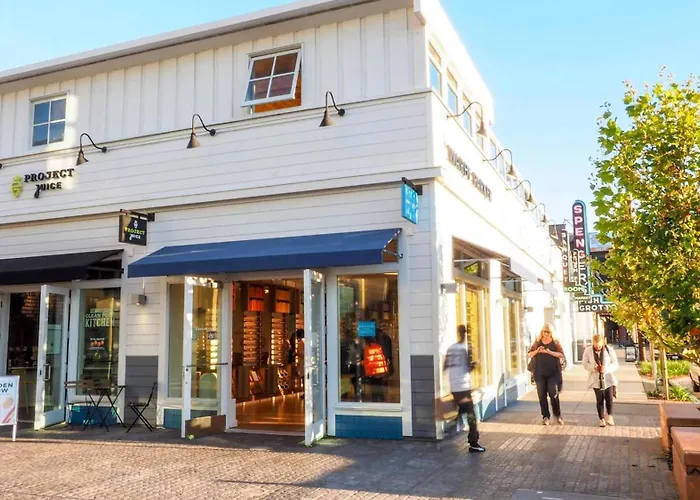 Chic Abode In Central Berkley