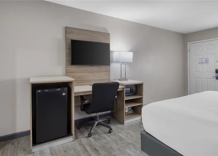 Surestay By Best Western Spring North Houston