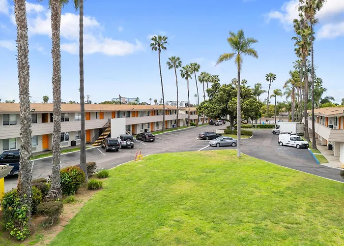 Hotel Palmeras Chula Vista