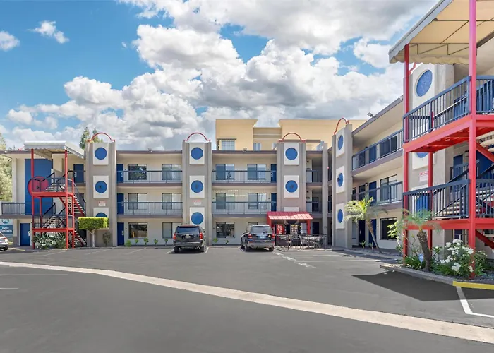 Best Western Courtesy Hotel - Anaheim Resort Amusement Park