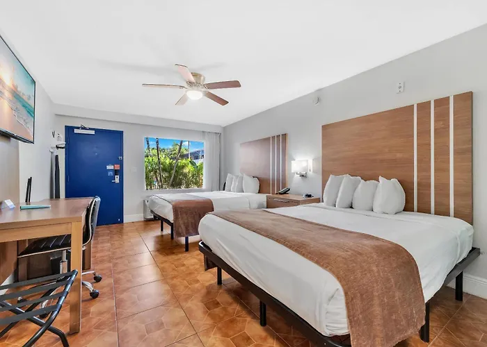 Rodeway Inn & Suites Fort Lauderdale Airport & Cruise Port
