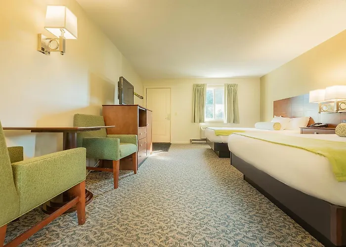 Sun & Ski Inn And Suites