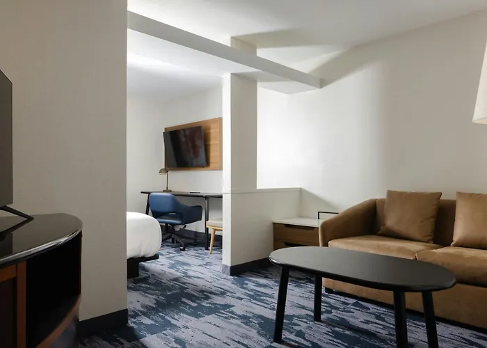Fairfield Inn And Suites By Marriott Fort Wayne