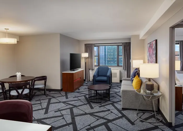 Doubletree By Hilton Hotel & Suites Pittsburgh Downtown