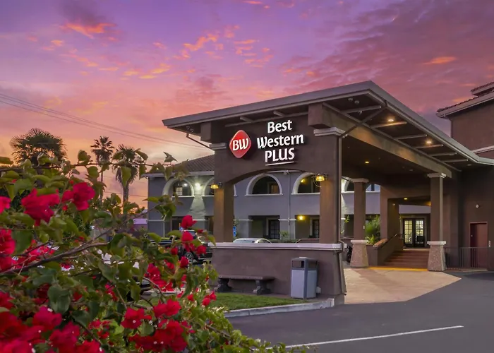 Best Western Plus Brookside Inn