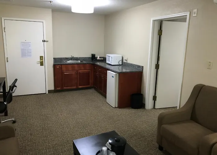 Comfort Inn & Suites Atlanta-Smyrna