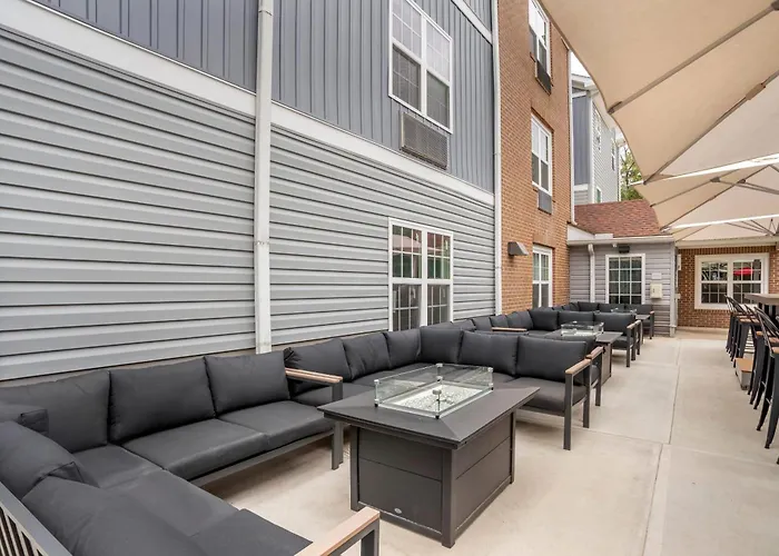 Mainstay Suites
