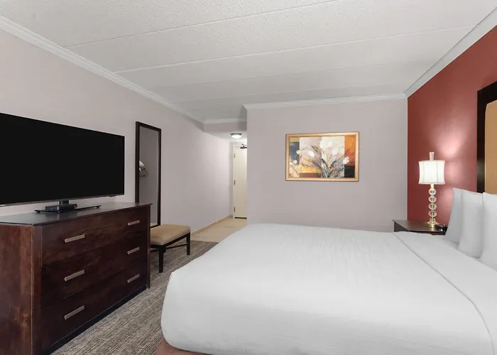 Wyndham Minneapolis South Burnsville