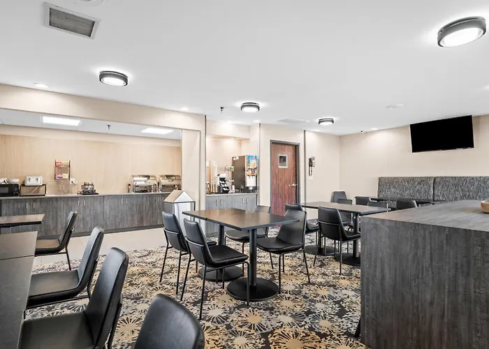 Best Western Courtview Hotel