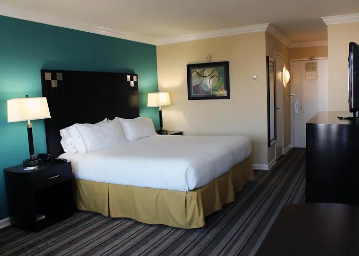 Holiday Inn Express Van Nuys By Ihg Los Ángeles