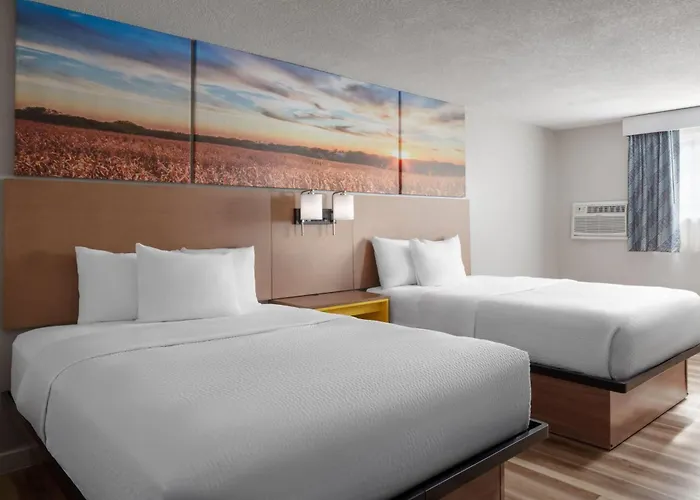 Days Inn By Wyndham Omaha Ne
