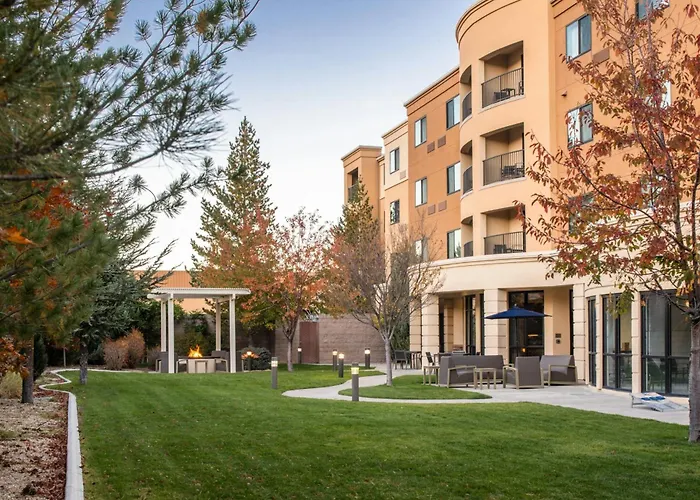Courtyard Carson City