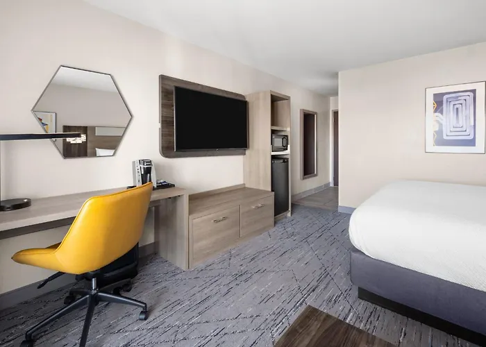 Holiday Inn Express Tifton By Ihg