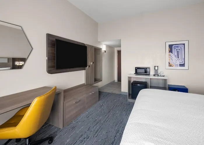 Holiday Inn Express Tifton By Ihg