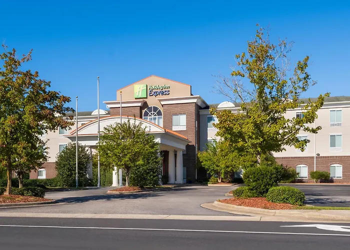 Holiday Inn Express Pembroke By Ihg