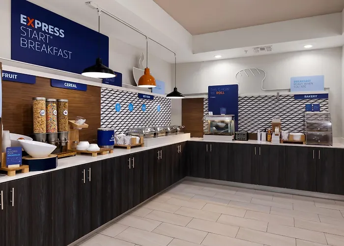 Holiday Inn Express Hotel And Suites Kingsville By Ihg