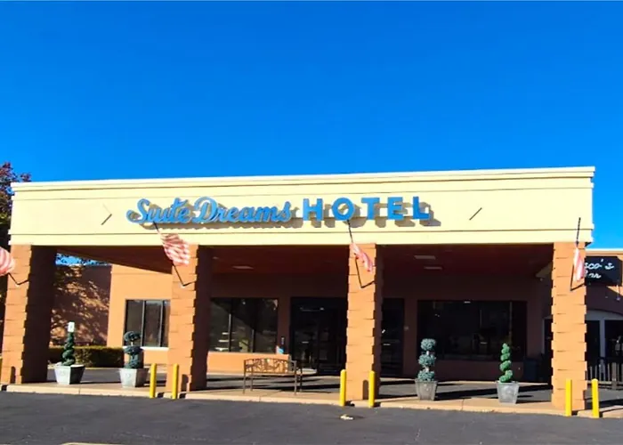 Suite Dreams Hotel