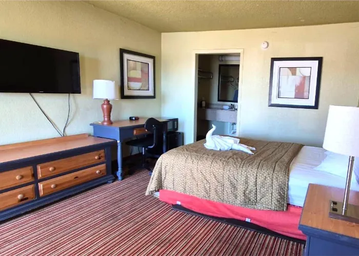 Suite Dreams Hotel