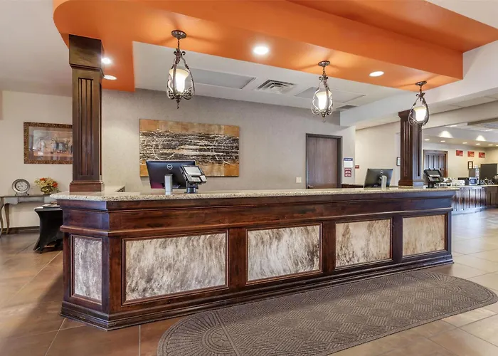 Best Western Plus Cimarron Hotel & Suites