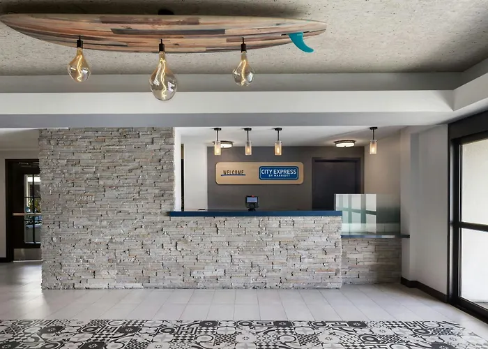 City Express By Marriott Manhattan Beach