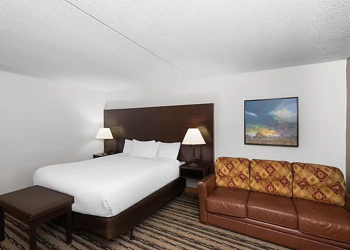 Endeavor Inn & Suites, Trademark Collection By Wyndham