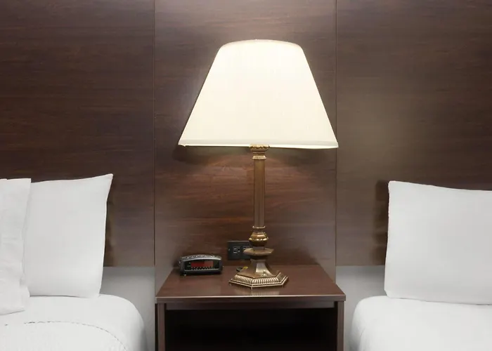 Endeavor Inn & Suites, Trademark Collection By Wyndham