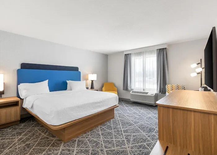 Hampton Inn & Suites New Castle, Pa