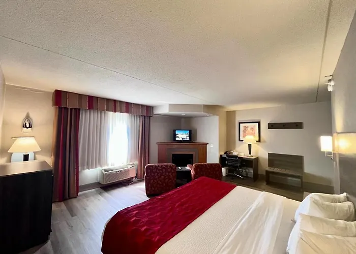Ramada By Wyndham Platte City Kci Airport