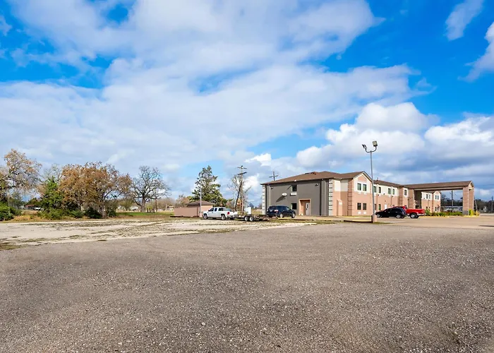 Americas Best Value Inn Somerville Texas