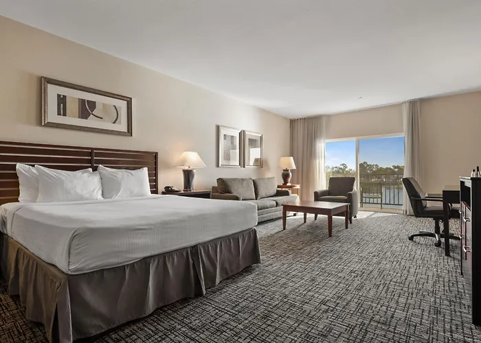 Best Western Plus Bayside Hotel