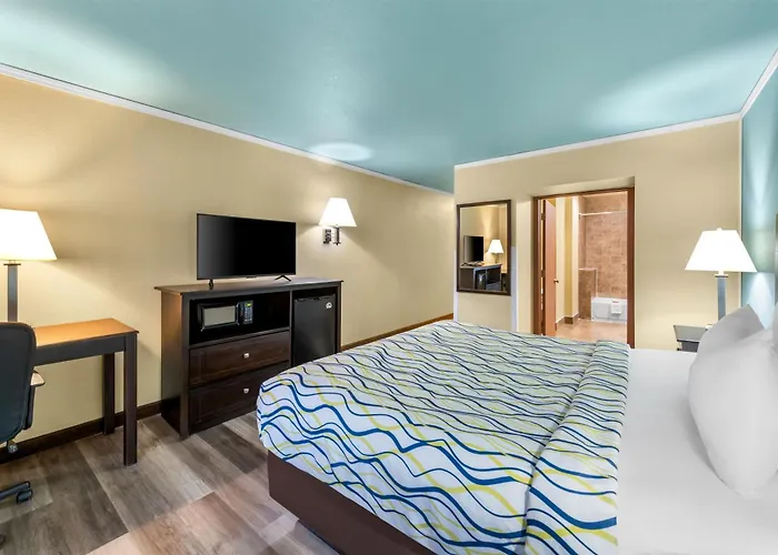 Red Lion Inn & Suites Blue Springs