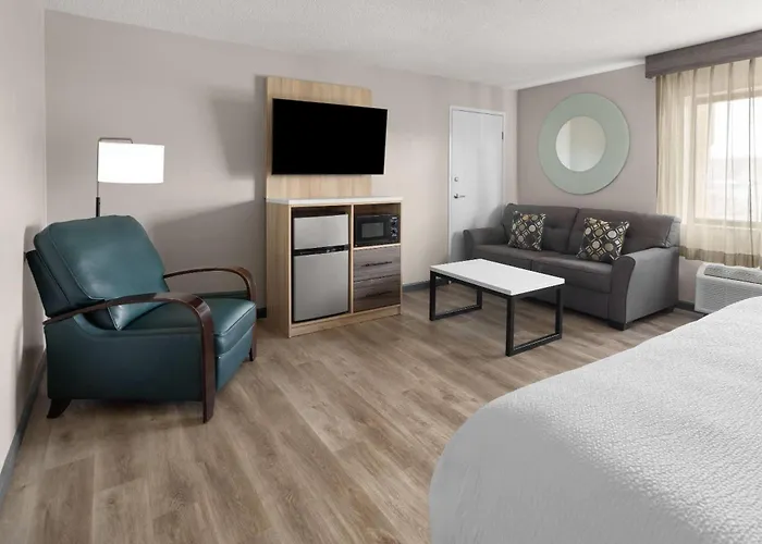 La Quinta By Wyndham Mansfield Oh