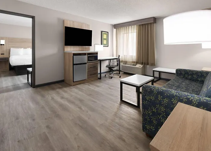 La Quinta By Wyndham Mansfield Oh
