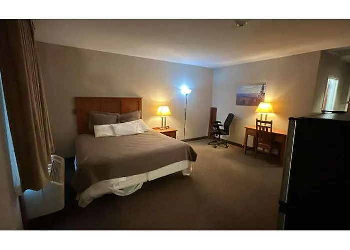 Pleasant Night Inn Carthage Near Fort Drum