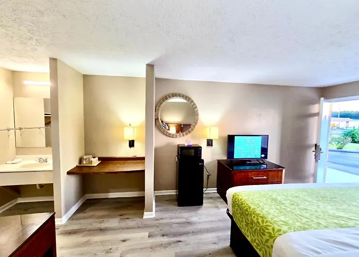 Rodeway Inn Jackson Northwest