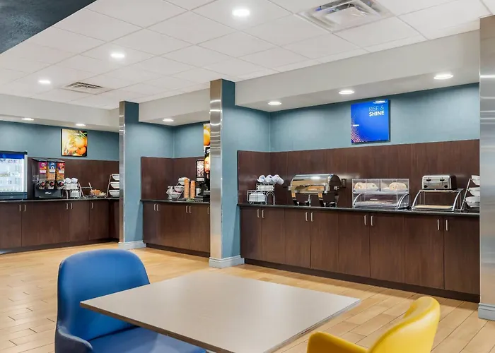 Comfort Inn & Suites