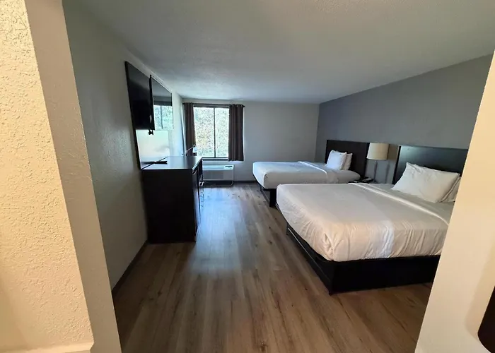 Ramada By Wyndham Stevens Point