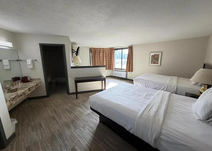 Ramada By Wyndham Stevens Point