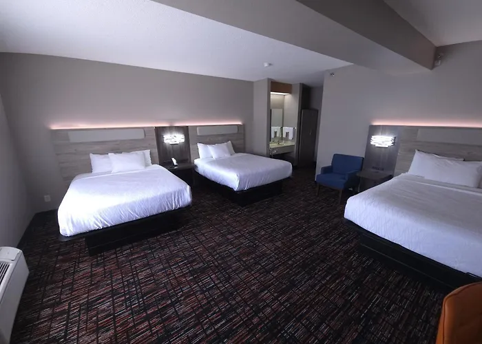 Reston Inn & Suites