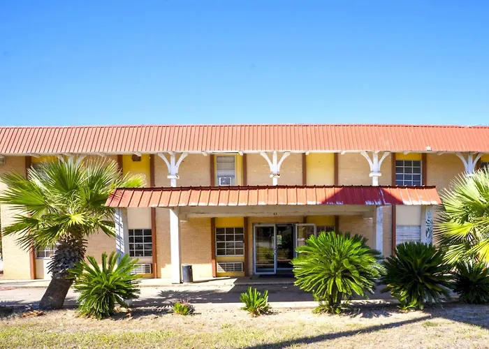 Woodfield Inn & Suites Hotel O, Yoakum Tx 111