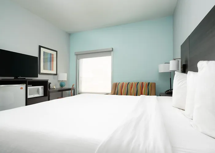 Baymont By Wyndham Augusta Riverwatch