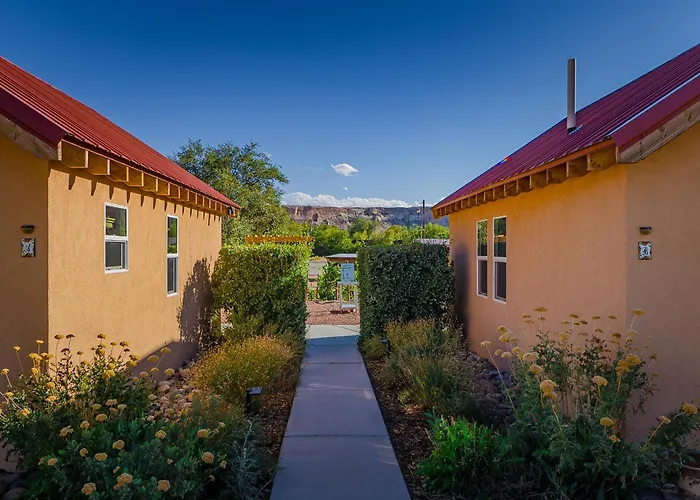 Willow Street Cottages