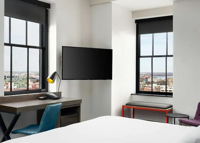 Hotel Aloft By Marriott Philadelphia Downtown