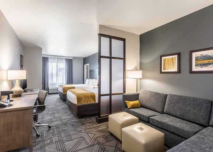 Comfort Inn & Suites Salt Lake City Airport