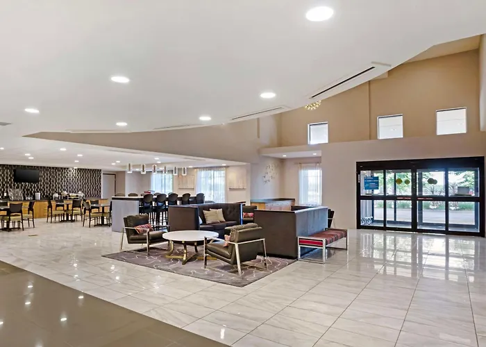 Best Western Plus Coalinga Inn