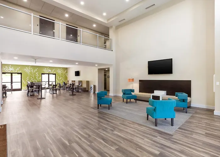 Mainstay Suites Logan Ohio-Hocking Hills