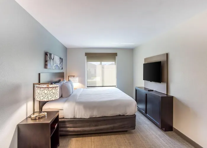 Mainstay Suites Logan Ohio-Hocking Hills